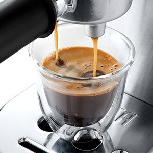 De'longhi Dedica EC685.M cafetera para espresso y cappuccino
